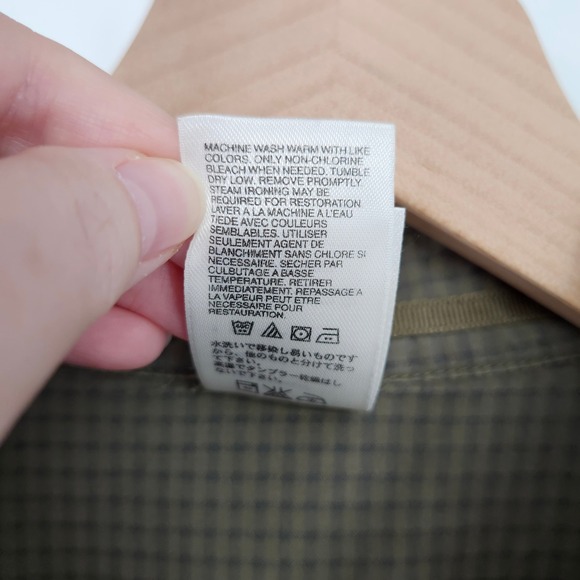 The North Face Plaid Short Sleeve Camp Shirt Mens XL Khaki Green Hiking Outdoor - Picture 7 of 11